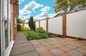 Photo 19- click for photo gallery